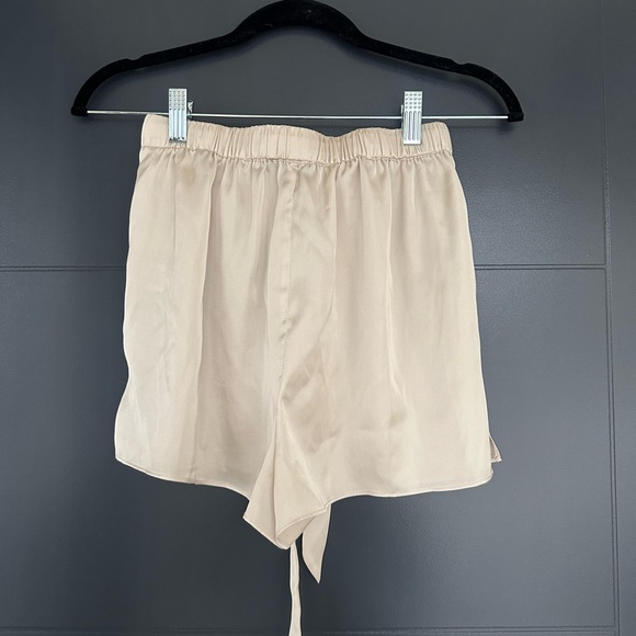 Revolve L’Academie Silk Shorts - Picture 4 of 5